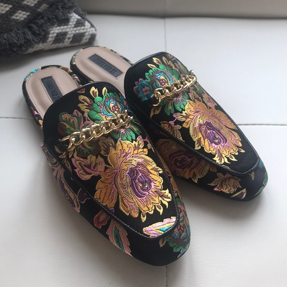 patterned mules